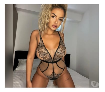 Escorts Telford Telford and Wrekin - Photos for HELLO I M JULYA BEST SERVICE FOR YOU