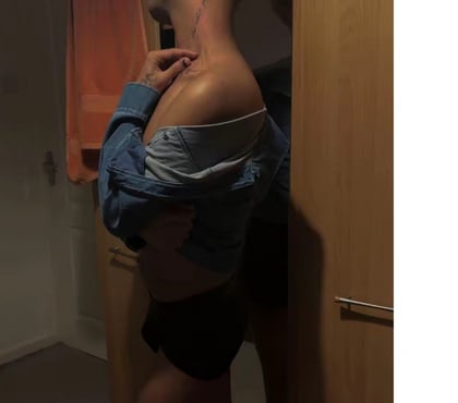  Gay massage Edinburgh Airport Edinburgh - Photos for Handsome & Discreet Companion Handsome & Discreet Companion