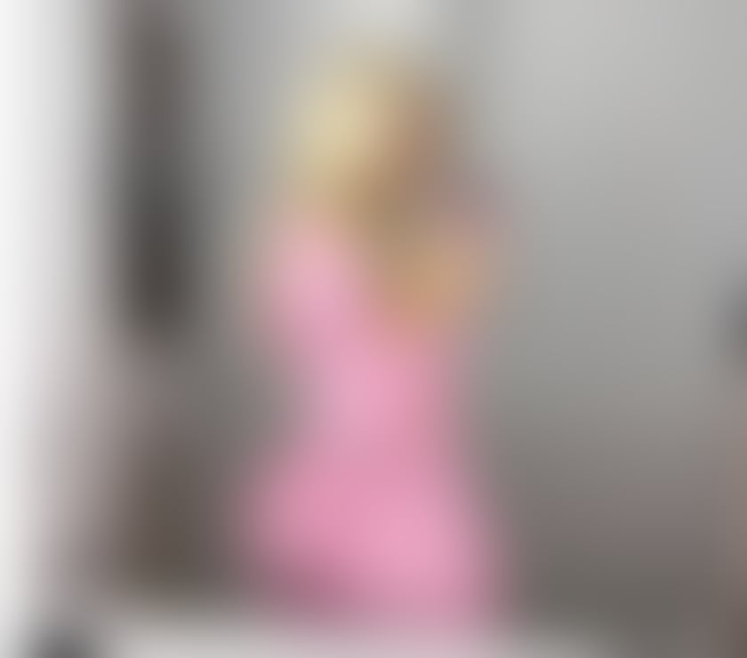 Latin girl with good curves🔥 and big ass