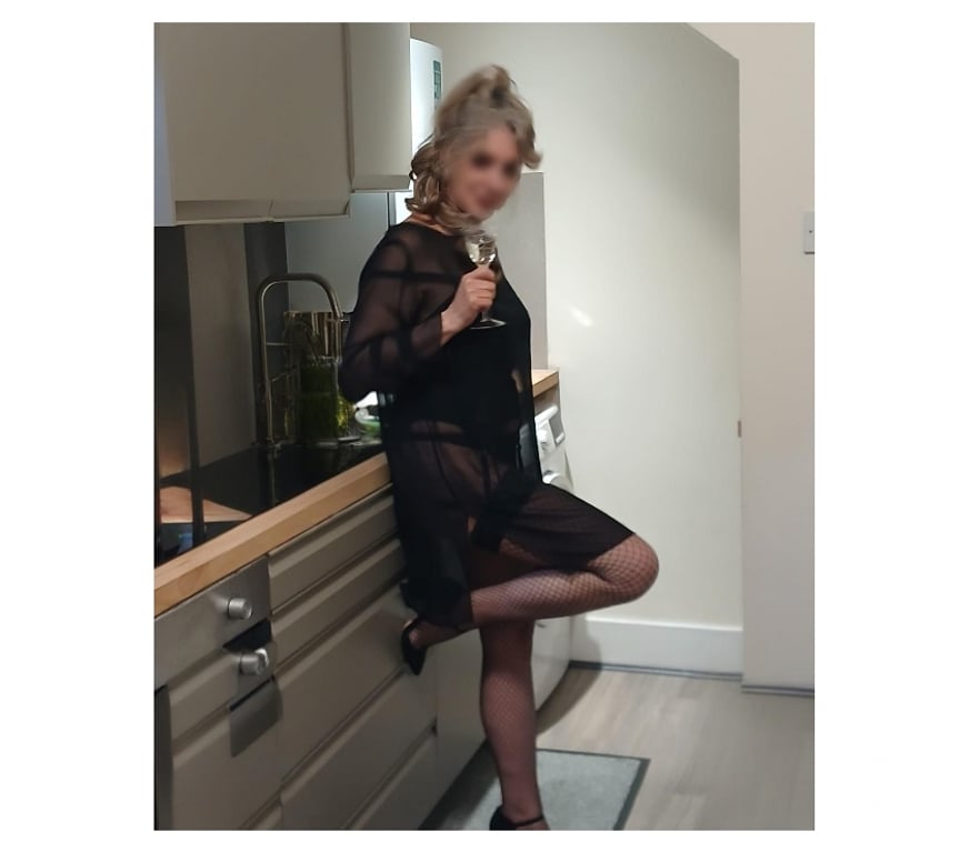 Escorts Aberdeen Aberdeen City Centre - Aberdeen - Photos for CLAIRE MATURE BONNY AND HOT 🔥