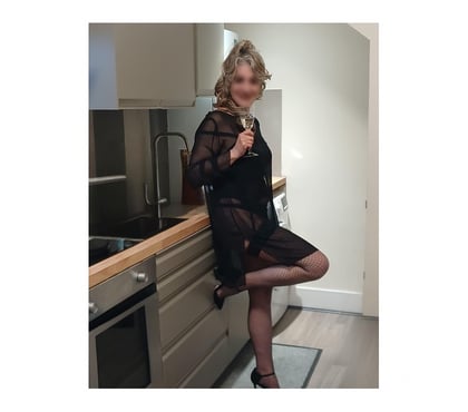 Photos for Claire Beautiful hot 🔥 Mature in your Town