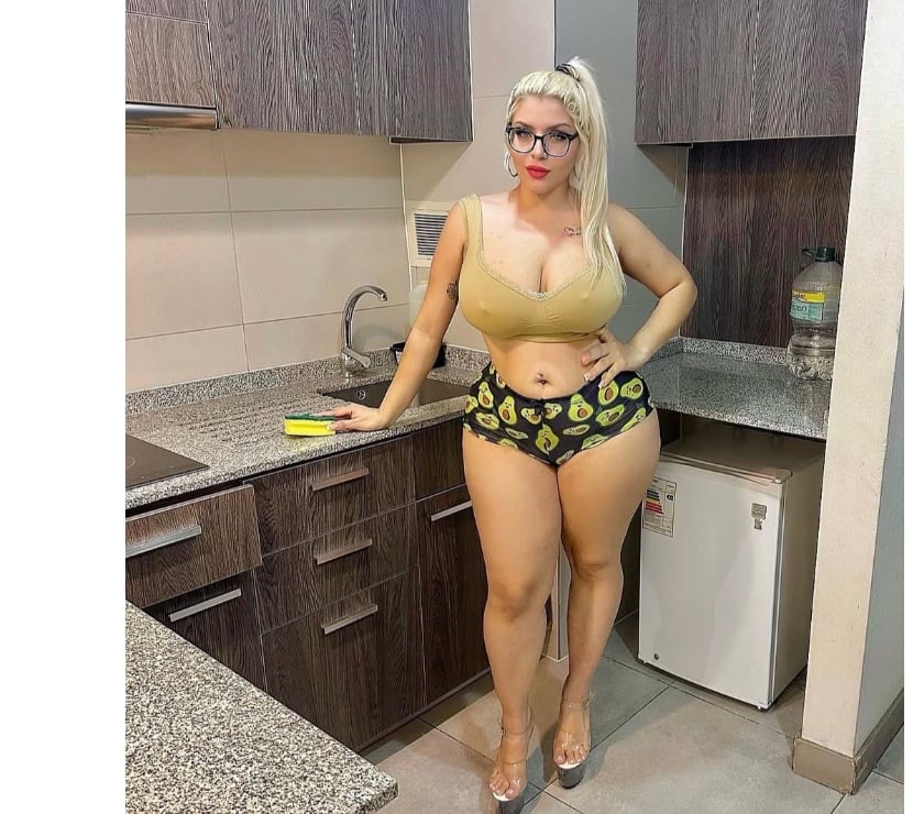 English Escorts Hayes Hillingdon - Photos for Lisa is here, beautiful and sexy Italian girl. Best owo.