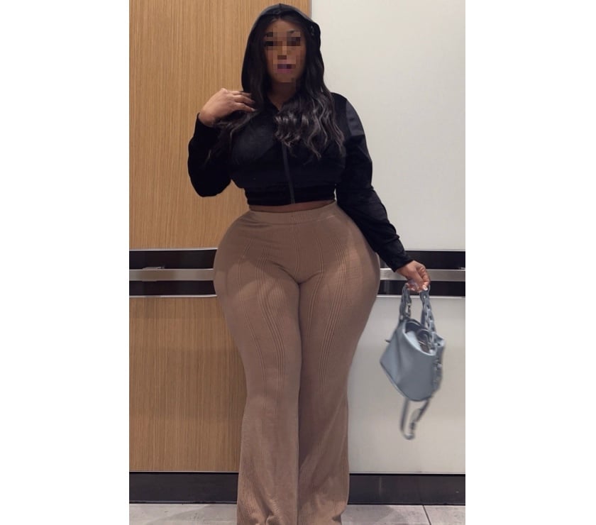 Escorts East London Stratford - East London - Photos for 🥵🔥REALLY BIG BUM AVAILABLE FOR YOU 🥵🔥