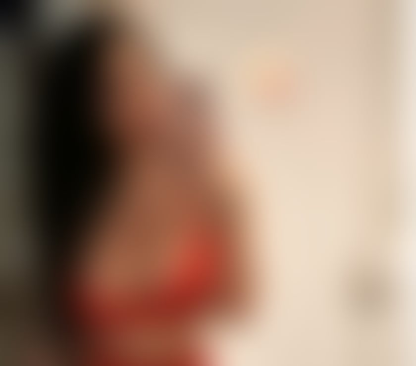 HI new in town Party girl 24 7 naughty Real girl