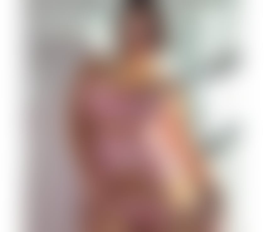 Escorts Barnet Edgware - Barnet - Photos for NOEMI, curvy body from Malaysian 🇲🇾 👁️🫦👁️