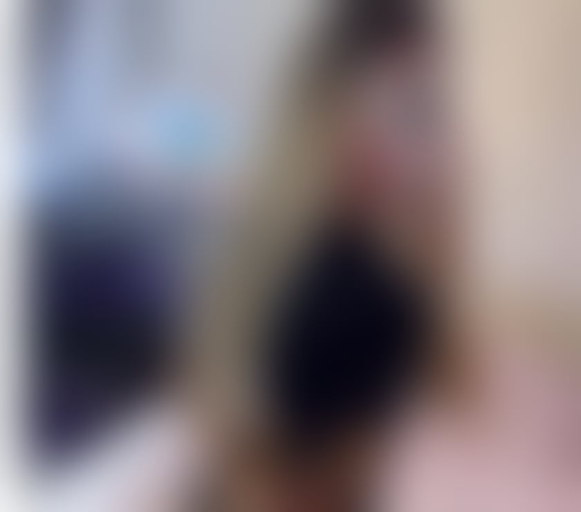 Photos for Hello i am iris new girl in town ❤️