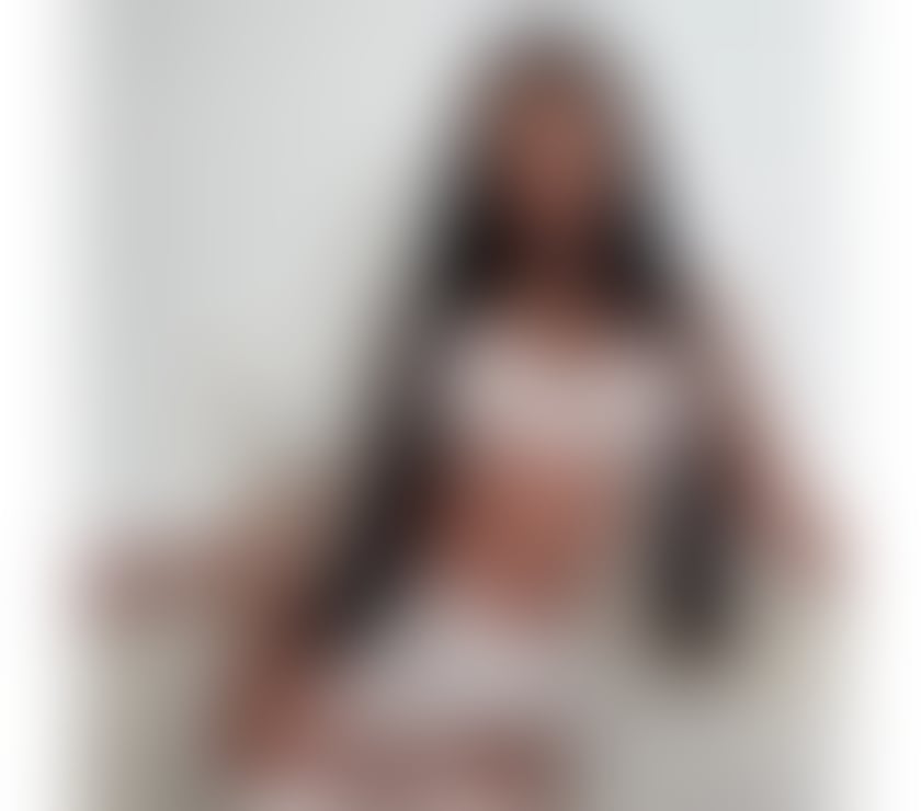 Photos for Sculptural body, come and have fun 💋