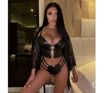 Escorts Sutton Town Centre Sutton - Photos for PARTY🔥JUST ARRIVED🔥IN & OUTT 24 h 🥂Sm Kt Sw