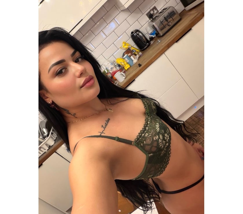 Escorts West Midlands Coventry - Photos for ❗️BRUNETTE BODY ALL NATURAL FIRST TIME🔥
