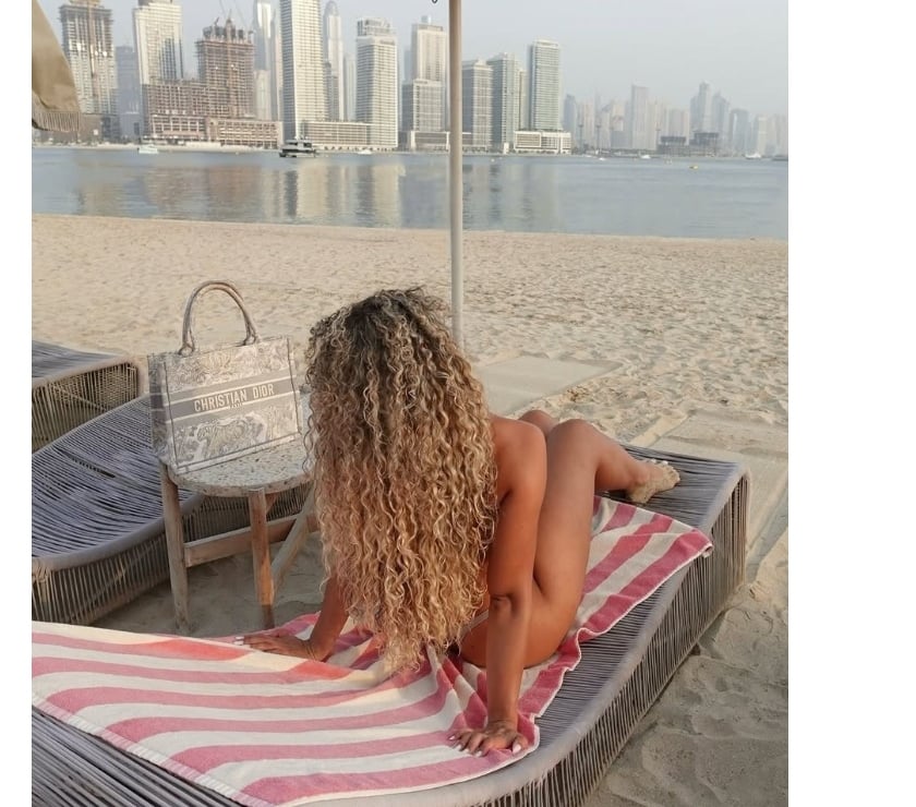 Escorts Surrey Runnymede - Photos for Tantric massage , Dip tissue with Laura