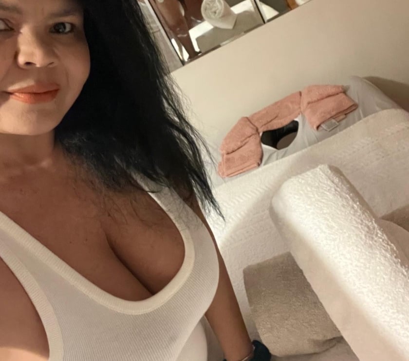 Escorts Highland Inverness - Highland - Photos for Relaxing&Reviving&Massage🌺🌼🌸