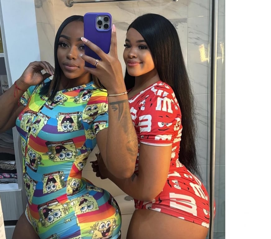 Escorts West Yorkshire Leeds - Photos for TWO GIRLS at LS10🪩HOTTEST BRUNETE 🔝BIG ASS🔞