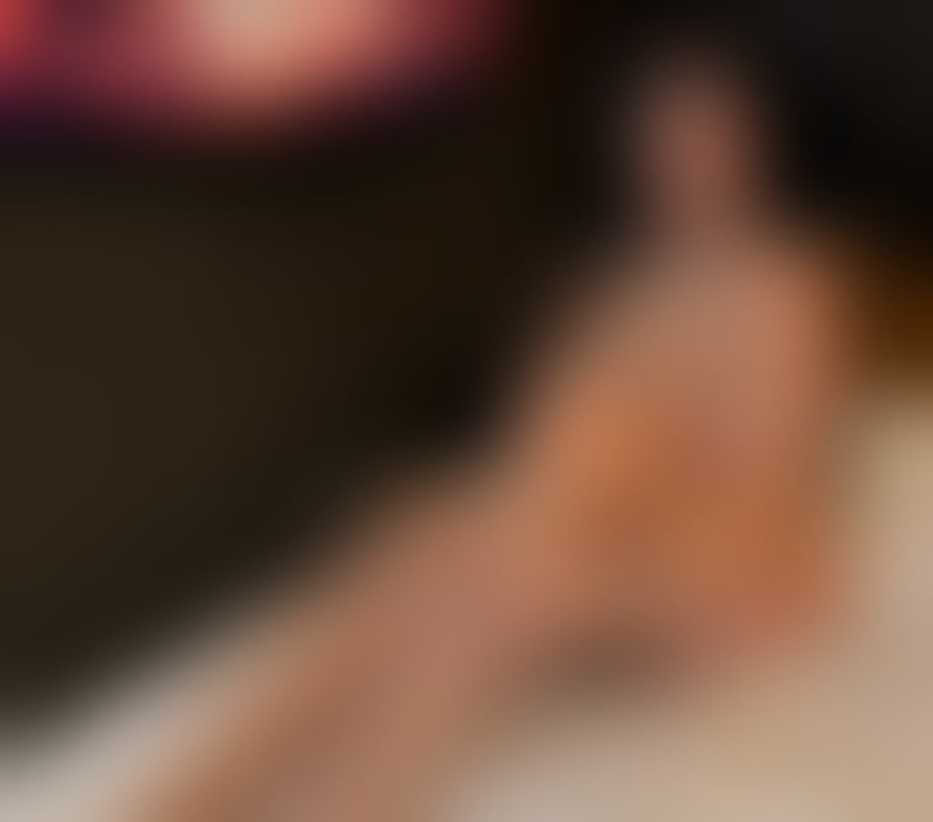  Escorts & Erotic Massage Luton Town Centre Luton - Photos for 😍I'm back in town Let's party's baby 😘😜