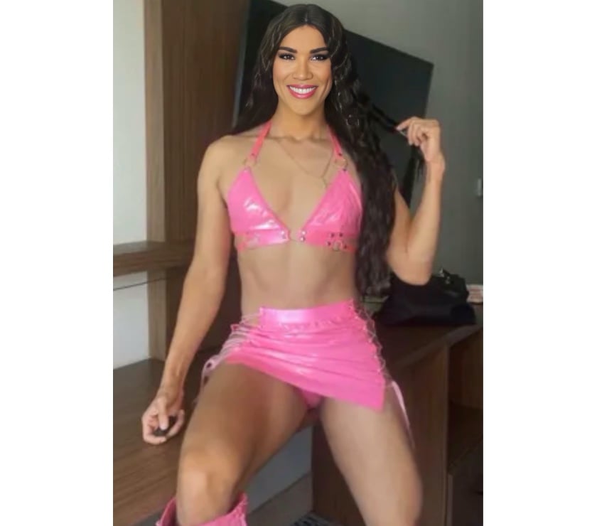 HOT LATINA NAUGHTY TS 🔥 8' XL BIG TOOL AND BIG ASS 🍆