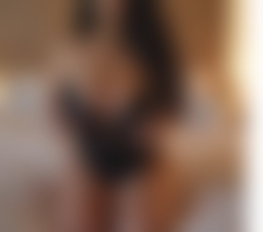 Escorts Essex Southend-on-Sea - Photos for Alicia Mature Big tits, massage and good weather.