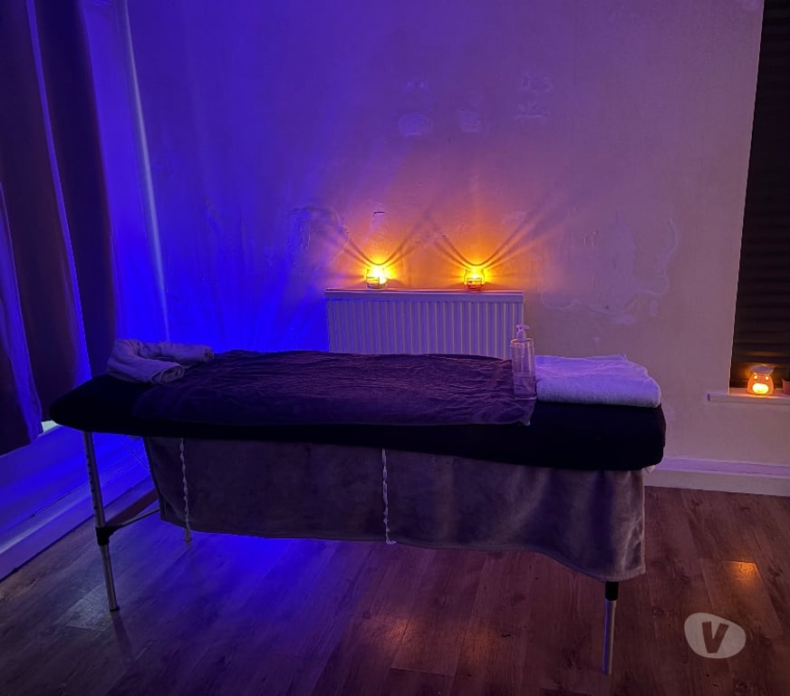 Escorts Essex Castle Point - Photos for Sensual & Erotic Massage 100% Fully independent English