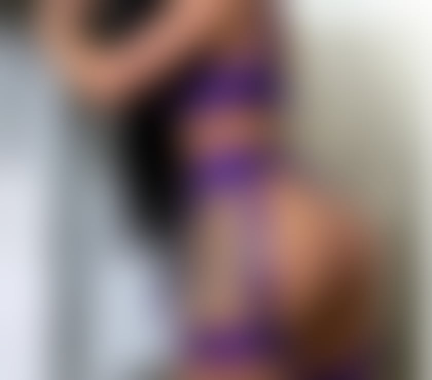  Escorts & Erotic Massage High Wycombe Buckinghamshire - Photos for New brunette in town, appetizing shapes, top topp topp level