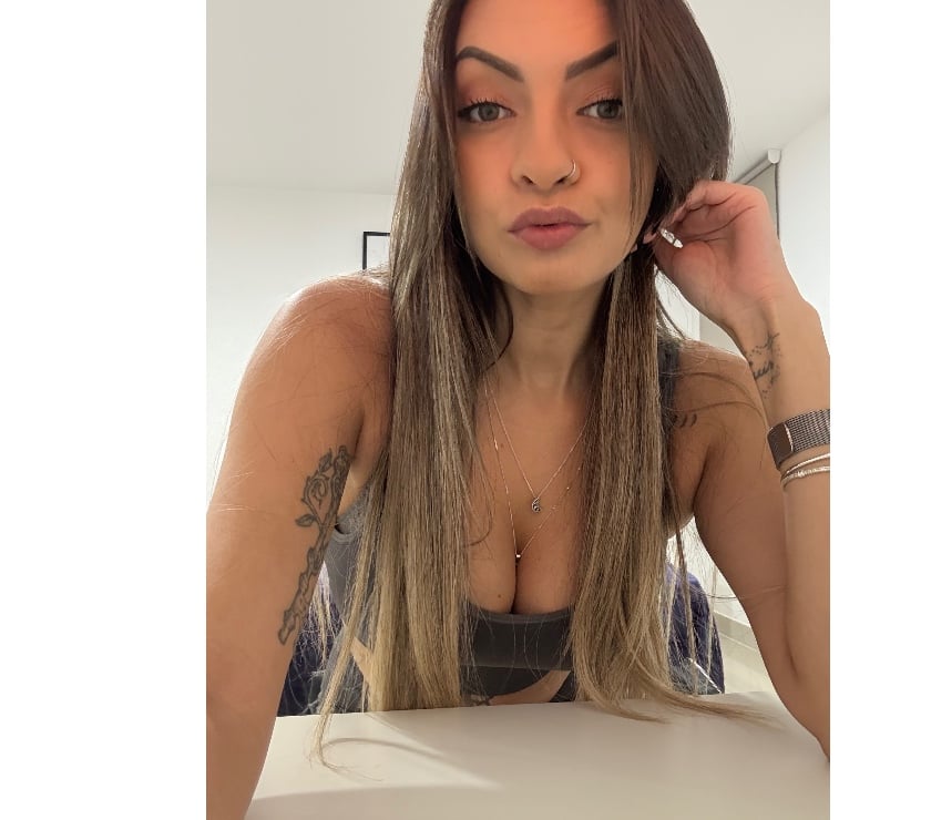 Escorts Hampshire Southampton - Photos for KASSY BRANDÃO❤️‍🔥GIRlFRIEND🇧🇷 REAL 💯%