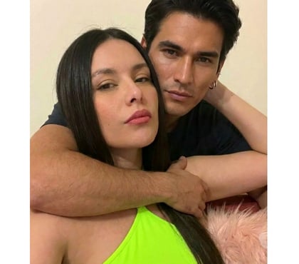 Adult Entertainment - Photos for 🔞Hot couple content