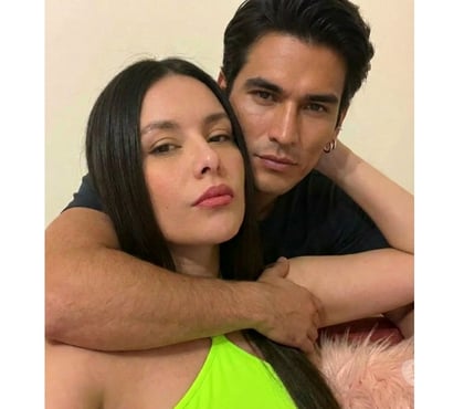 Adult Entertainment - Photos for 🍑new content with vixen and her boyfriend