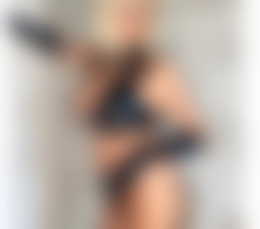 Escorts East London Redbridge - Photos for PARTY BLONDE MILF 40 💋