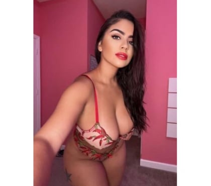 Escort Hulme Manchester - Photos for Baddest🐩 Latín Hottie 🔥🍑 first time around🔥