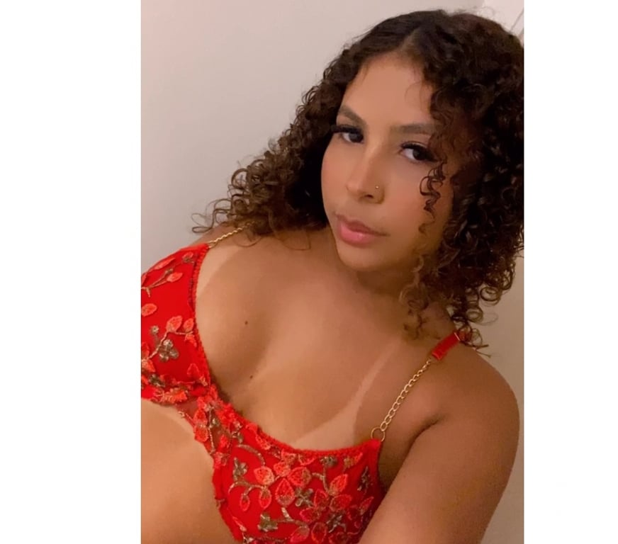 Escorts West London White City - West London - Photos for Ana, beautiful Brazilian Girl ✨🩷🇧🇷