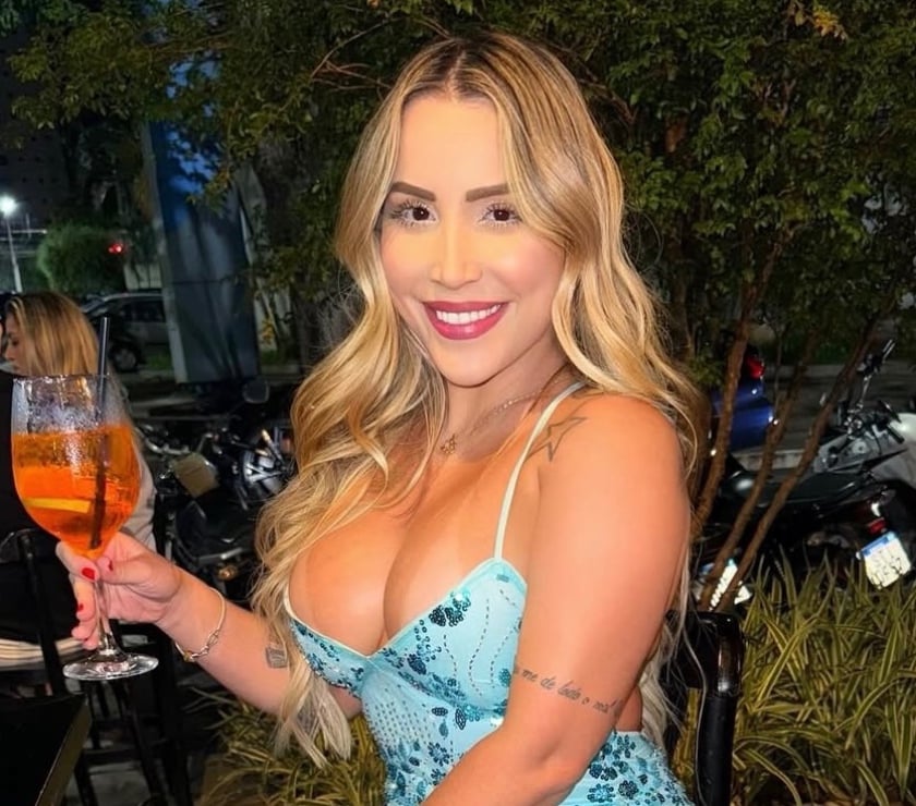 Escorts North London Seven Sisters - North London - Photos for Blonde Brazilian GFE | Naughty & PARTY 🇧🇷🥂