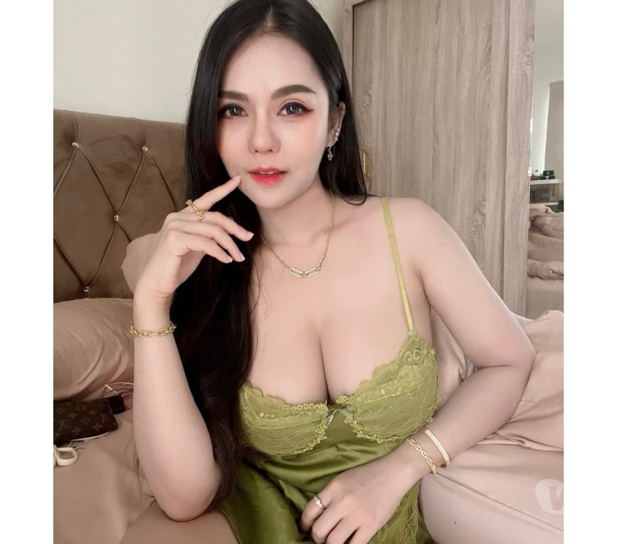 Escorts South West London Nine Elms - South West London - Photos for ♥️Real Busty Asian Escort ♥️one week