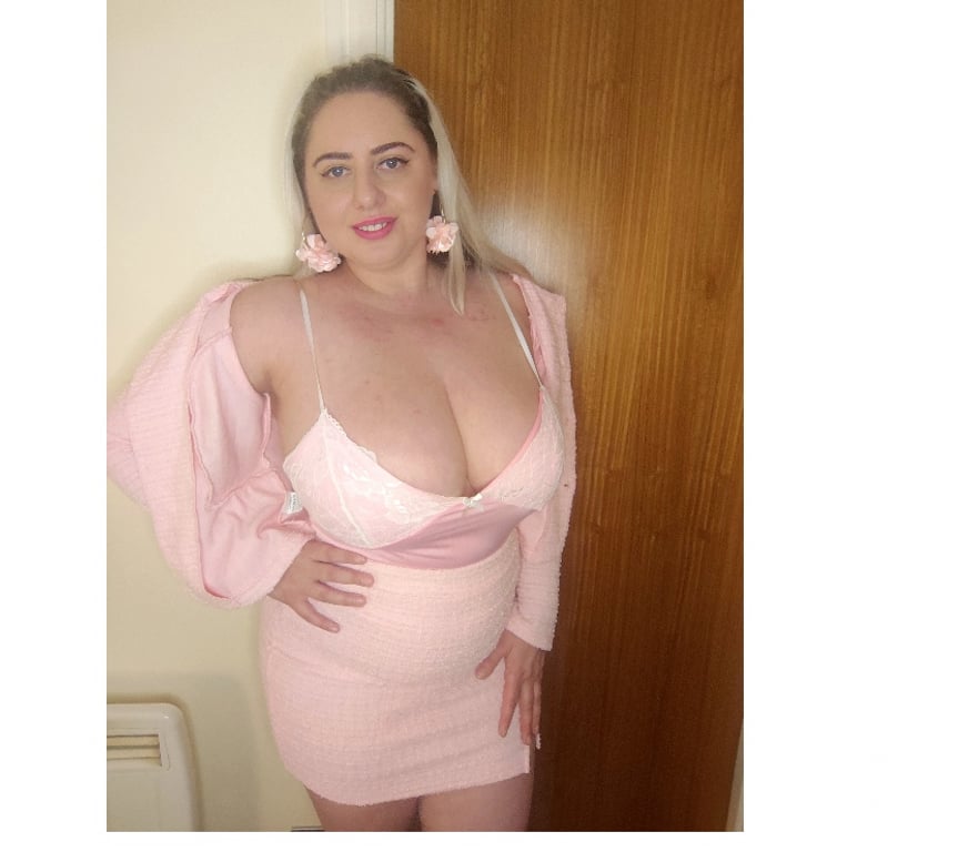 Escorts West Midlands Birmingham - Photos for REAL 38H BUSTY BLONDE IN CHINA TOWN OWO✅CIM