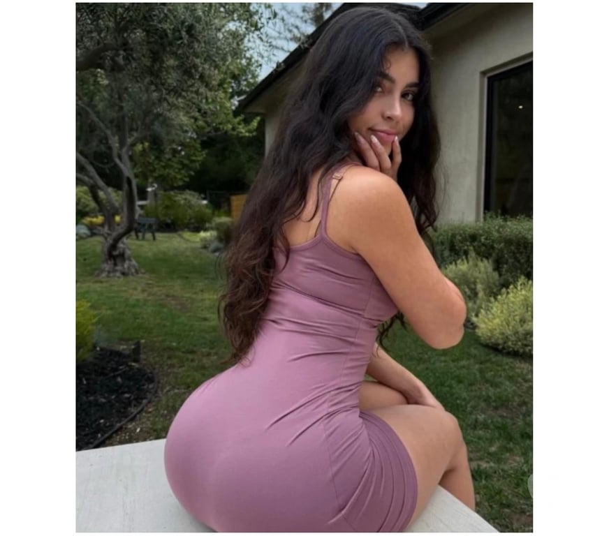 Escorts Essex Basildon - Photos for Hi guys I'm ANA ❤️ hot Brazilian new here 🔥 💯