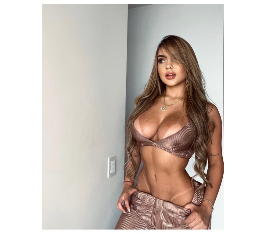 Escorts East London Canning Town Station - East London - Photos for 🔥 Stunning Brazilian Beauty – Unforgettable Experience