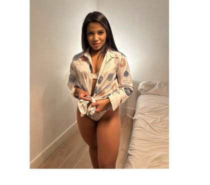 Photos for 🇧🇷BELLA GFE NONE RUSH new in town out&Incal