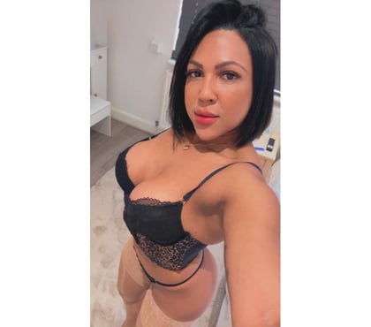 Escorts Darlington Town Centre Darlington - Photos for DAYANE 🥰 GOOD GIRL AVAILABLE 💕 PARTY