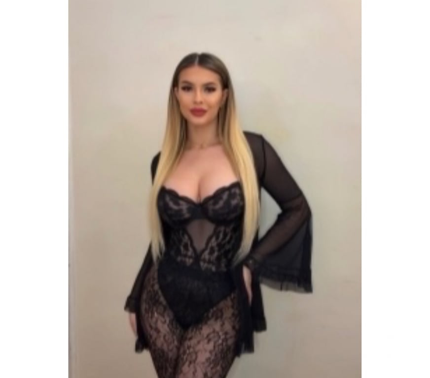 Escorts Bedfordshire Luton - Photos for 🥰Adelle🥰 : Escort og Massage.