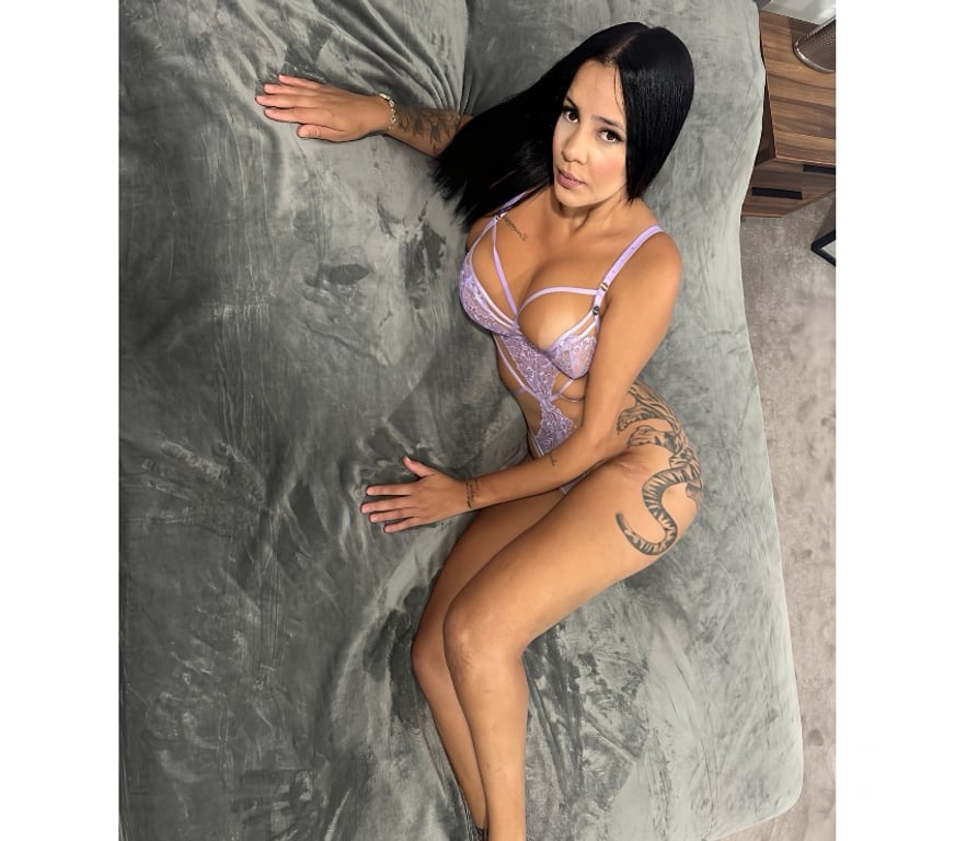 Escorts West Yorkshire Leeds - Photos for Allana Lorrenzo Brazilian 🇧🇷 ✨🇧🇷