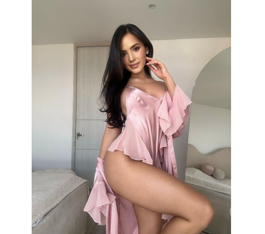 Escorts South West London Tooting Broadway Station - South West London - Photos for Mia 18y.o 🇧🇷 🔥💋 NORUSH best service