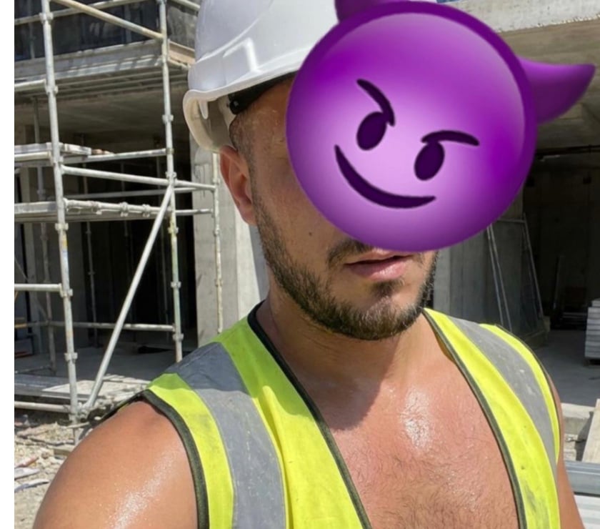 Gay Escorts Bournemouth Bournemouth, Christchurch and Poole - Photos for XL Hung Straight Tradie with a 9 Inch Tool