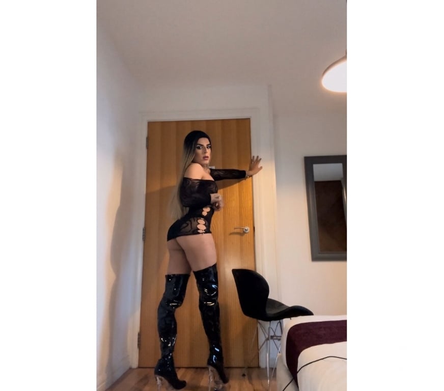 Escorts Hampshire Portsmouth - Photos for My name is Lorett LADY BOY super feminine