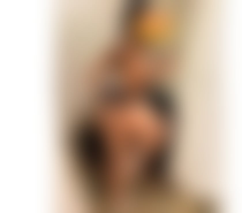 Photos for Paola new in Peterborough