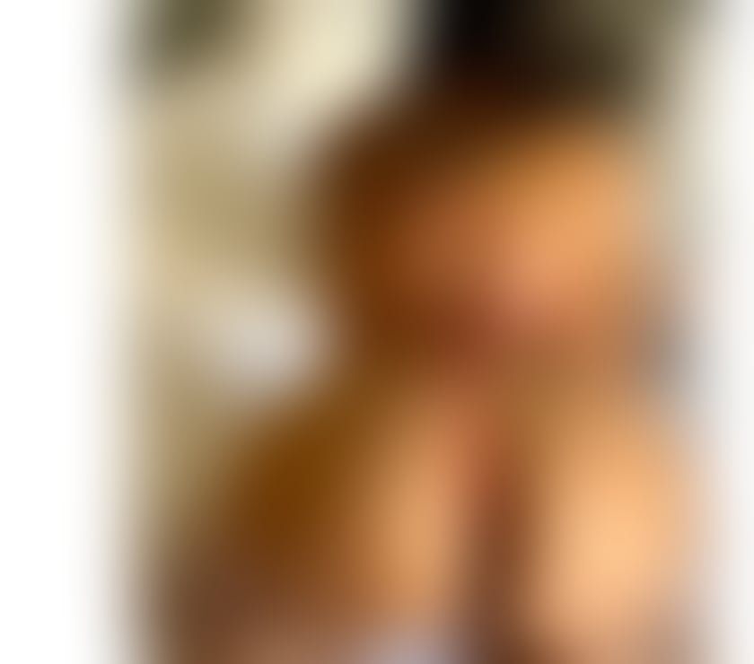 Photos for Paola new in Peterborough