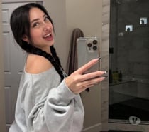 Hi I'm available for massage service