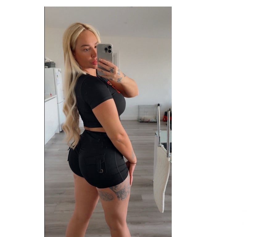 Escorts Essex Epping Forest - Photos for English pawg sophie