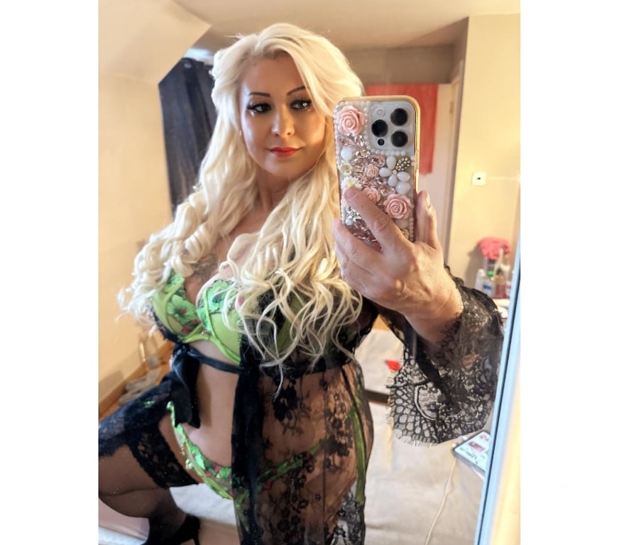 Escorts East London Goodmayes - East London - Photos for Amanda ♥️IG3 ♥️ big natural boob's gfe massage relax