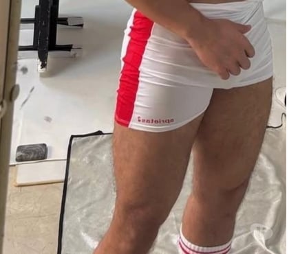 Gay Escorts Luton Town Centre Luton - Photos for Leonardo Brazilian party boy 10 inch 🍌👅