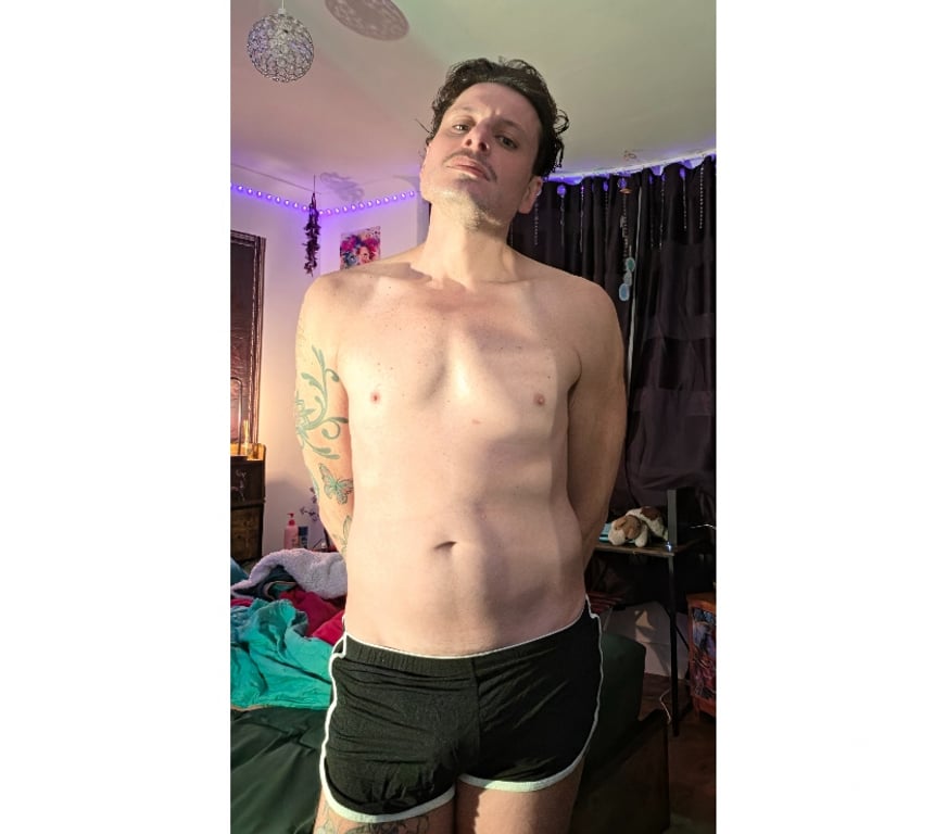  Gay massage West Sussex Crawley - Photos for 🇧🇷🇮🇹Masculine Guy 24h available xl