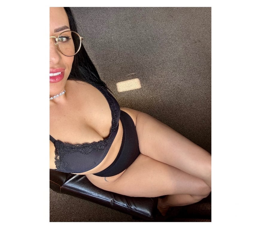 Escorts Tyne and Wear Sunderland - Photos for New hottie ELLA let’s party 🎉