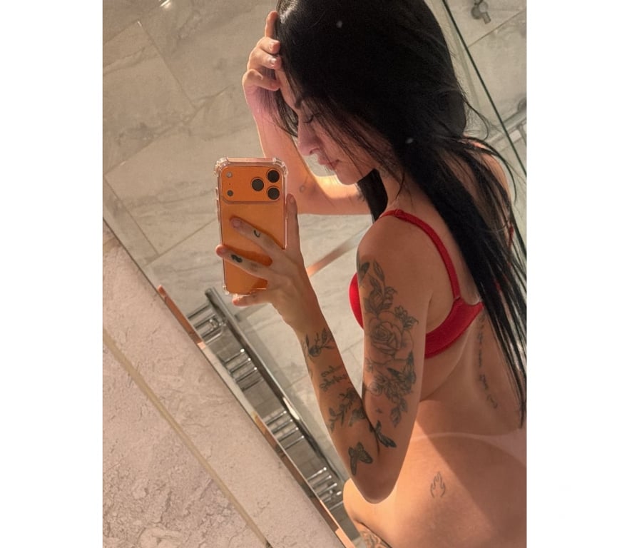 Escorts West London Heathrow Terminal 5 Station - West London - Photos for ❤️GIRL 🇧🇷🍑NEW IN TOWN🔥 🥂REAL