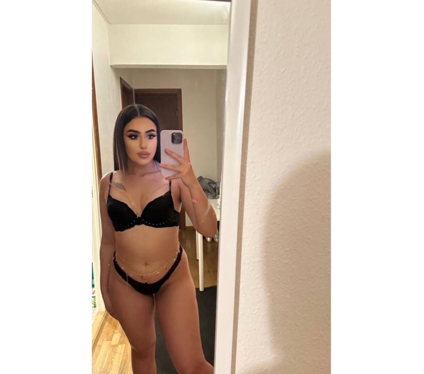 Escorts South East London Thamesmead - South East London - Photos for Sweet Open Mind Sexy Latina Girl Do Good Full BTB&More Happy
