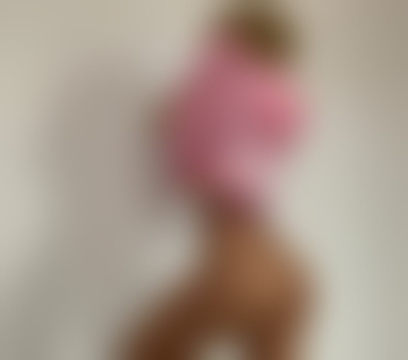 Escorts Edinburgh Edinburgh Old Town - Edinburgh - Photos for Betty new in uk best services in town